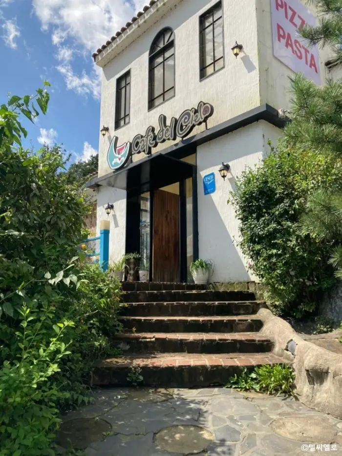델씨엘로 · 음식점