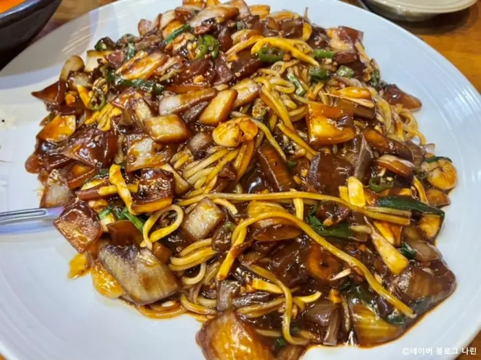 이가원 · 음식점
