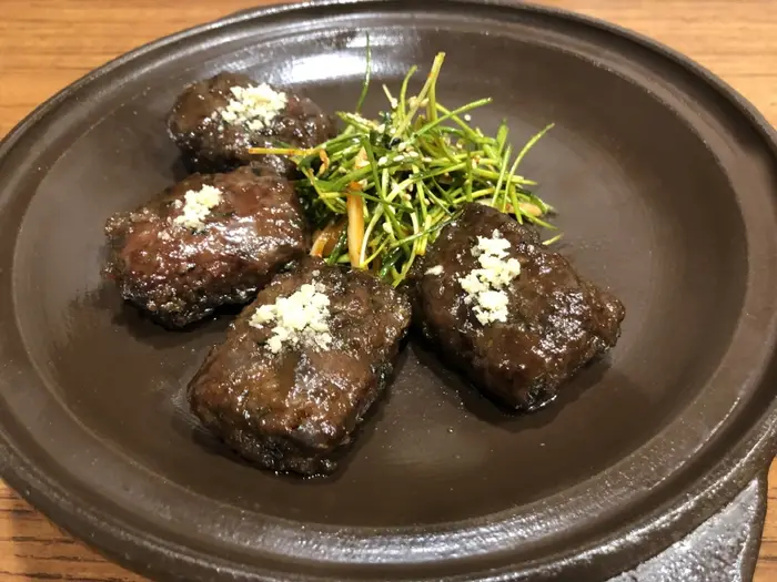 구르메 · 음식점
