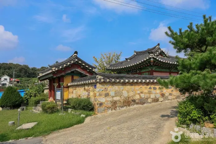 최규서어서각 · 관광지