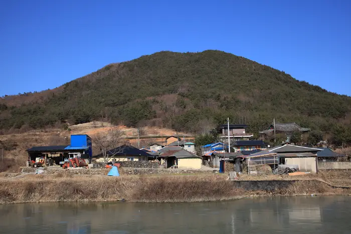 탑동마을 · 관광지