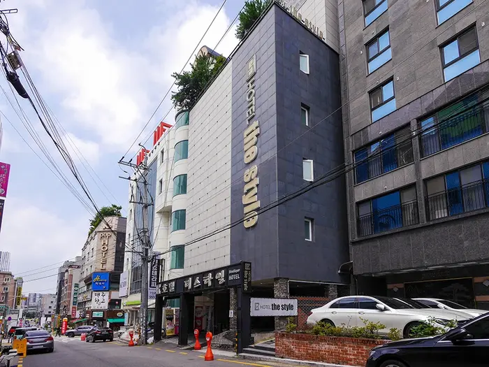 호텔더스타일 · 숙박