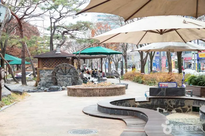 유성 족욕체험장 · 관광지