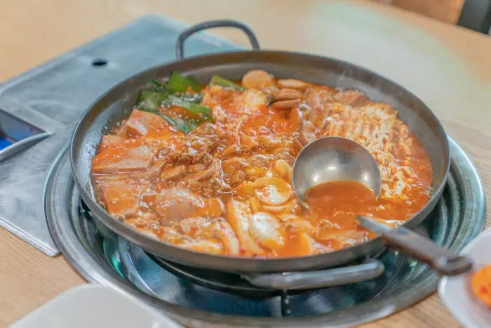 진가네 · 음식점