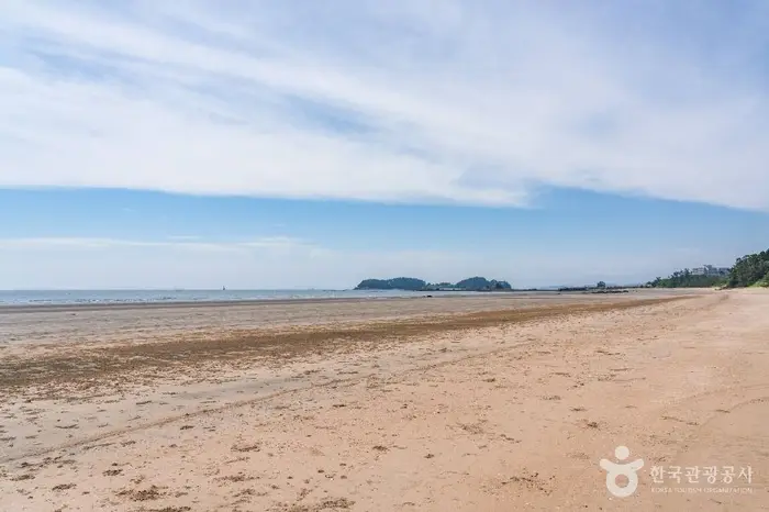 독산해수욕장 · 관광지