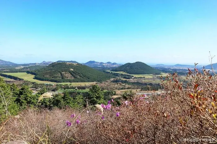 성불오름 · 관광지