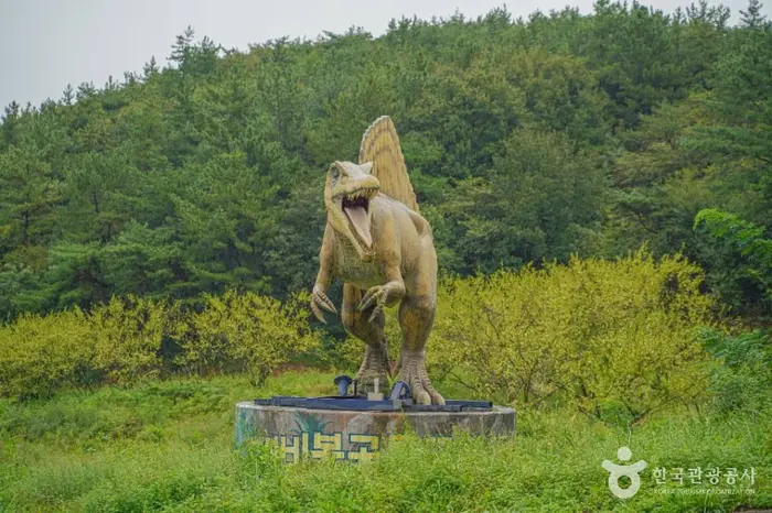 비봉공룡공원 · 관광지