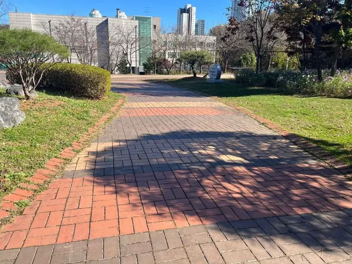 직동근린공원 · 관광지