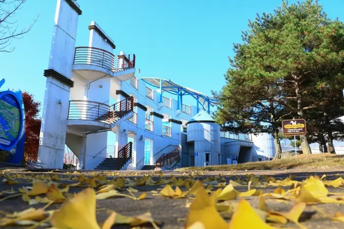 진양호 공원 (진양호 전망대, 동물원) · 관광지
