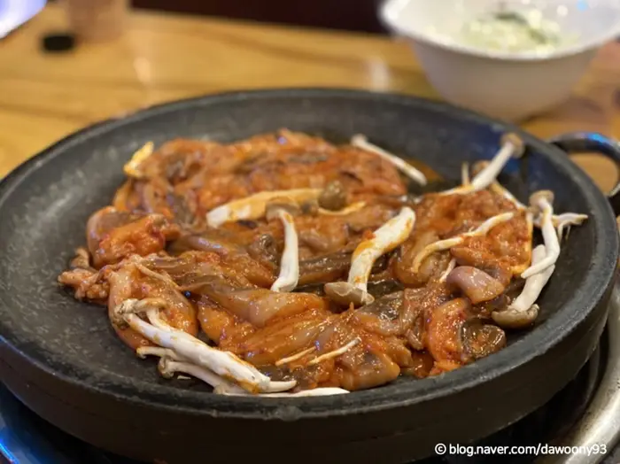 고모역쭈꾸미 · 음식점