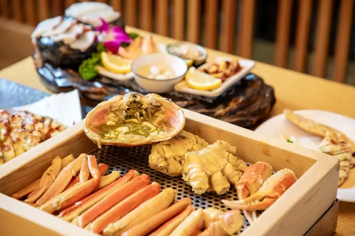 죽도산 · 음식점