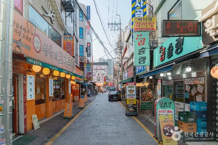 돌다리 곱창골목 · 관광지