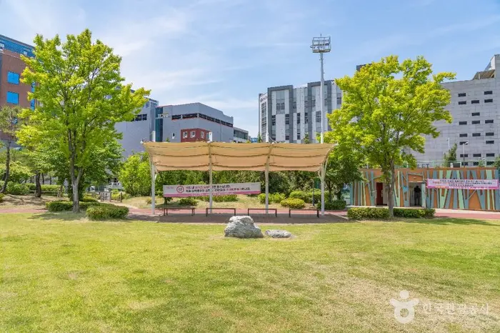 한우물근린공원 · 관광지