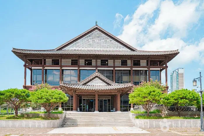 남도소리울림터 · 문화시설