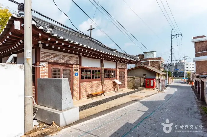 구 강경성결교회 예배당 · 관광지