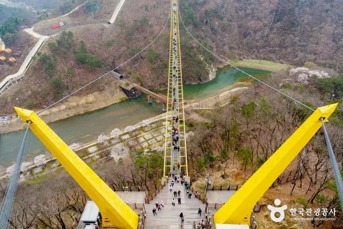 소금산그랜드밸리 · 관광지