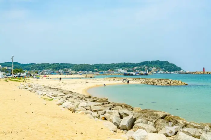 거진11리해변 · 관광지