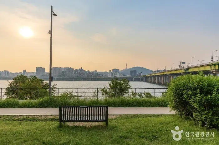 잠원한강공원 · 관광지