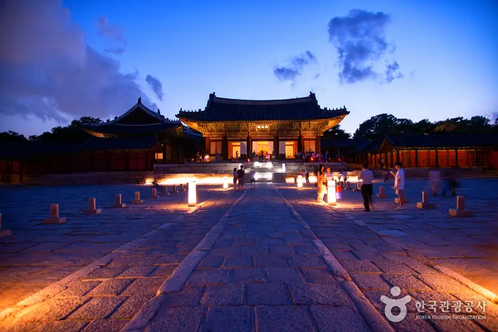 창경궁 명정전 · 관광지