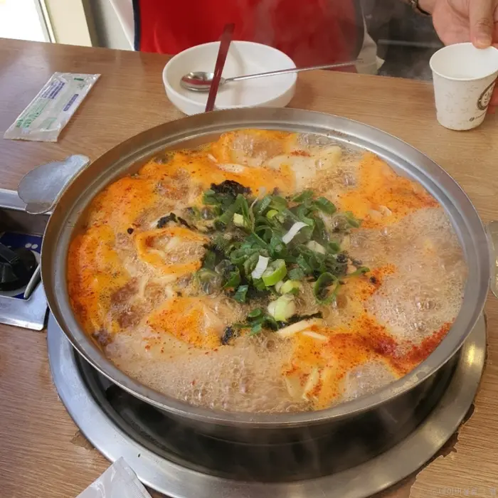 팔당원조칼제비칼국수 · 음식점