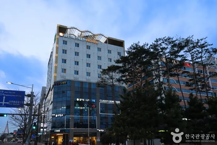 골든비즈니스호텔 · 숙박