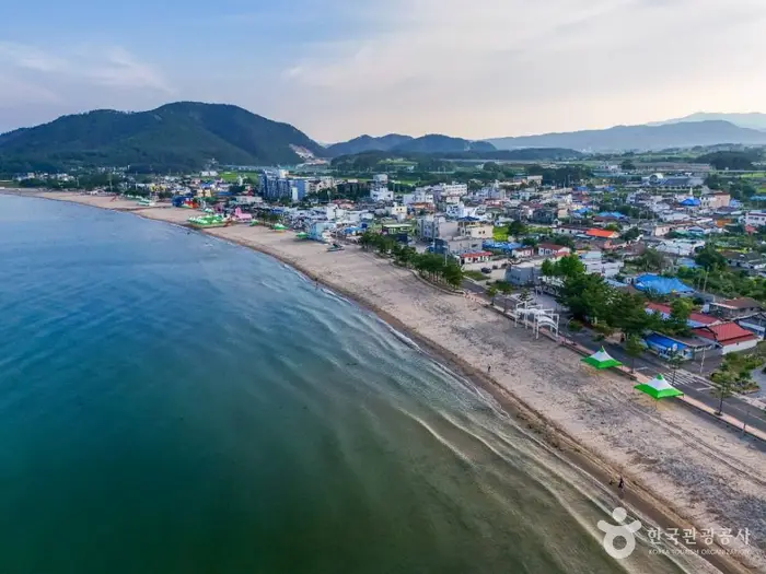 월포해수욕장 · 관광지