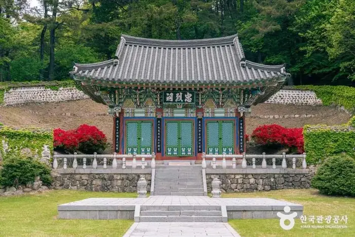 충렬사(정읍) · 관광지