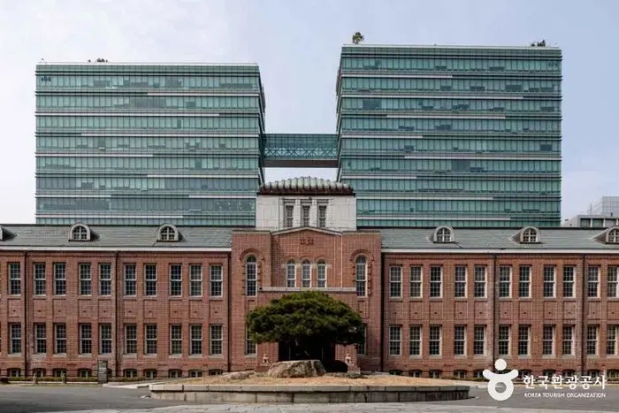 동아대학교 석당박물관 · 문화시설