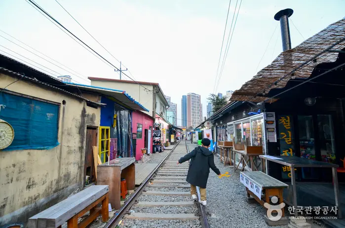 군산 시간여행마을 · 관광지