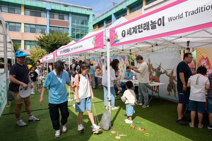 성북거리문화축제 다다페스타 포스터 사진 3
