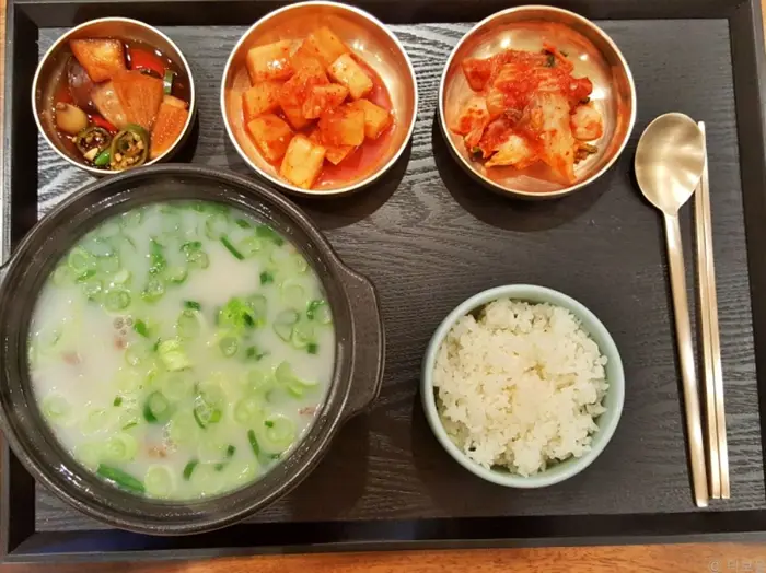 더보울 · 음식점