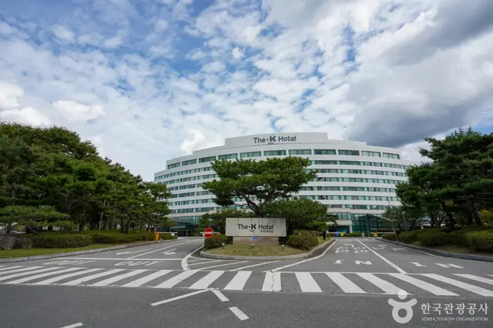 더케이경주호텔 스파온천 · 관광지
