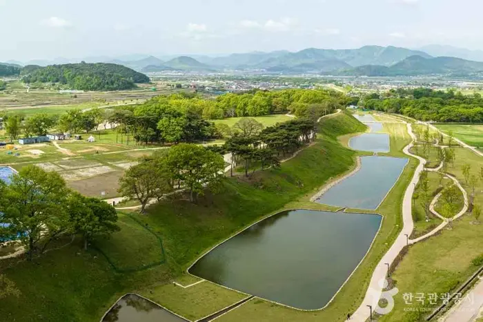 경주 월성 · 관광지