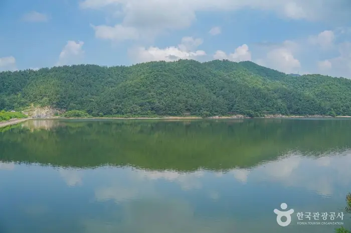 금평저수지 · 관광지
