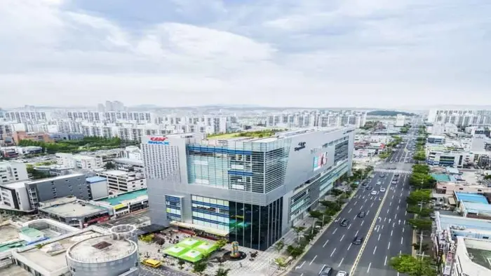 울산업스퀘어 · 쇼핑