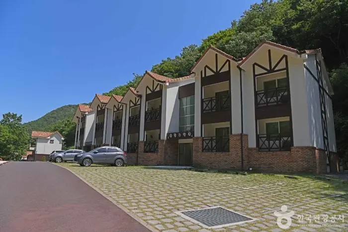 느티골산림욕장 · 관광지
