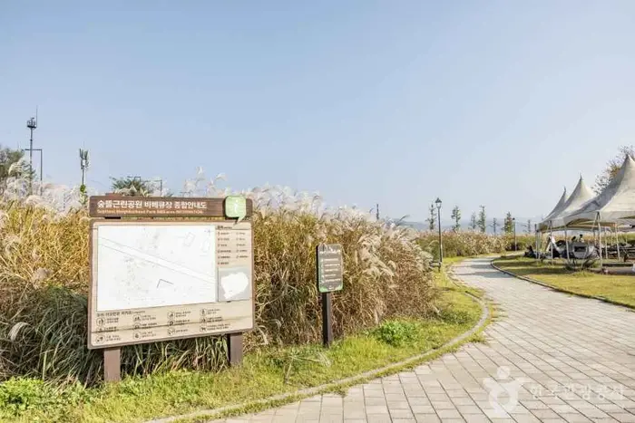 숲뜰근린공원 · 관광지