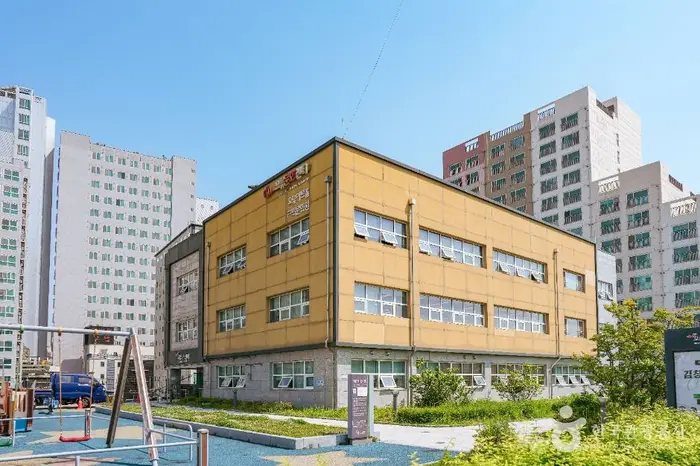 구로꿈나무장난감나라 오류점 · 문화시설