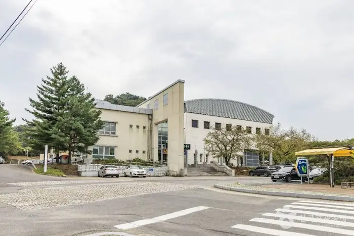 남해문화원 · 문화시설
