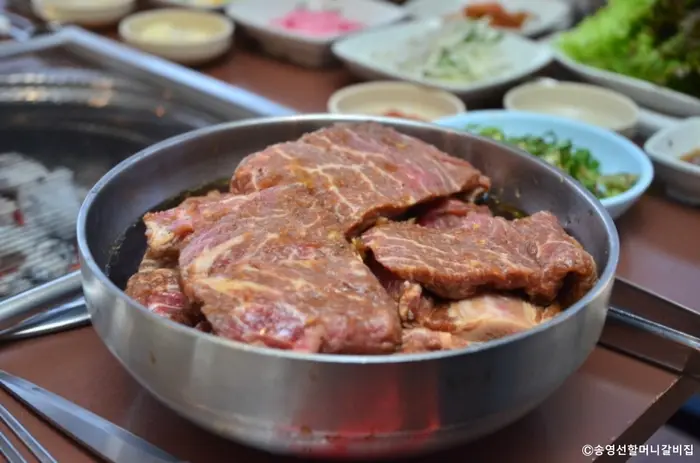 송영선할머니갈비집 · 음식점