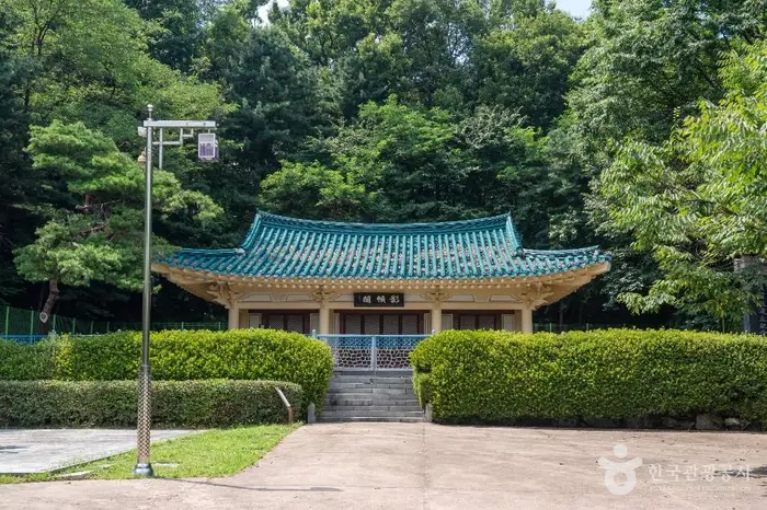 문헌서원(오산) · 관광지