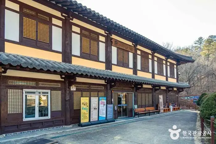 고구려대장간마을 · 문화시설