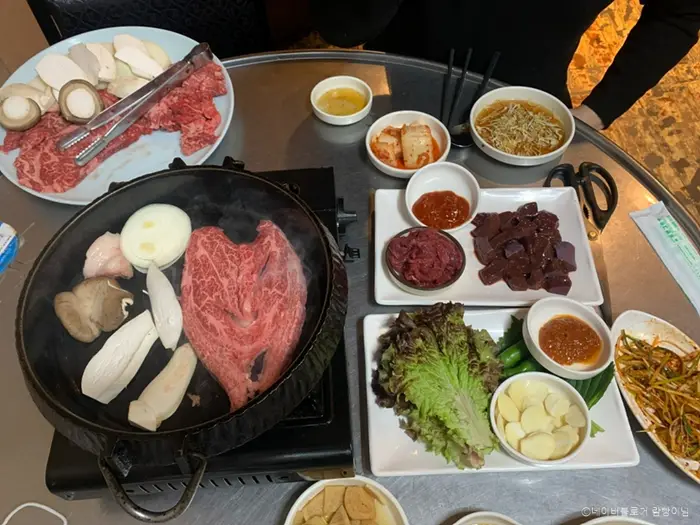 옥골한우정육식당 · 음식점