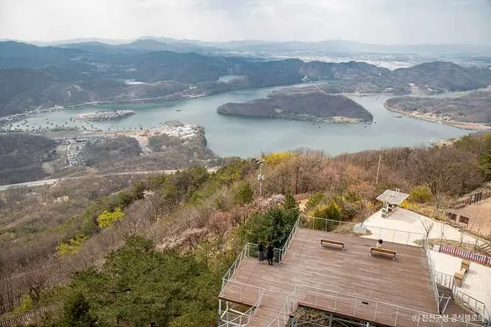 한반도지형전망공원 · 관광지