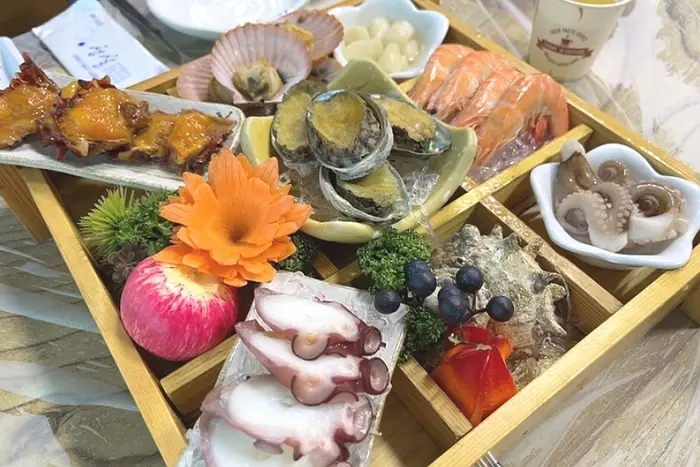 항도횟집 · 음식점