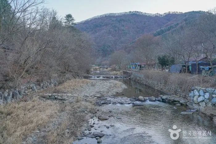 석산계곡 · 관광지