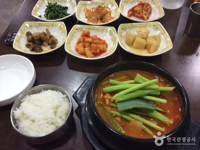 오늘은 회 · 음식점