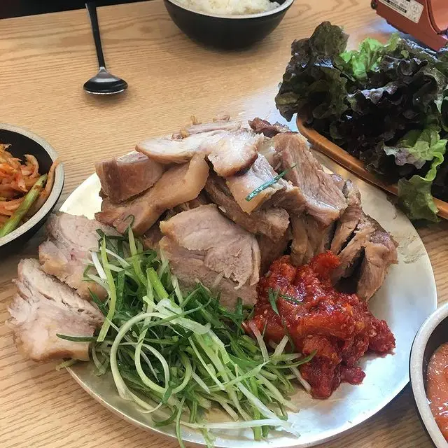 안녕불백 · 음식점