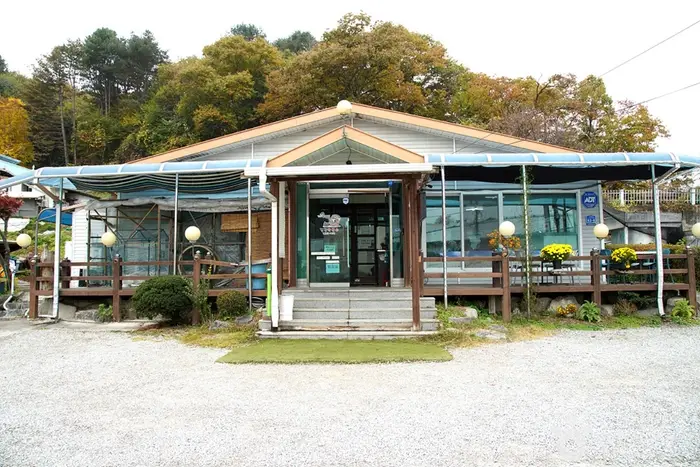 경강막국수 · 음식점