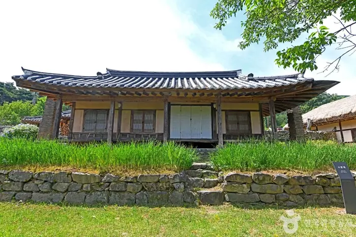 아산 용궁댁 · 관광지